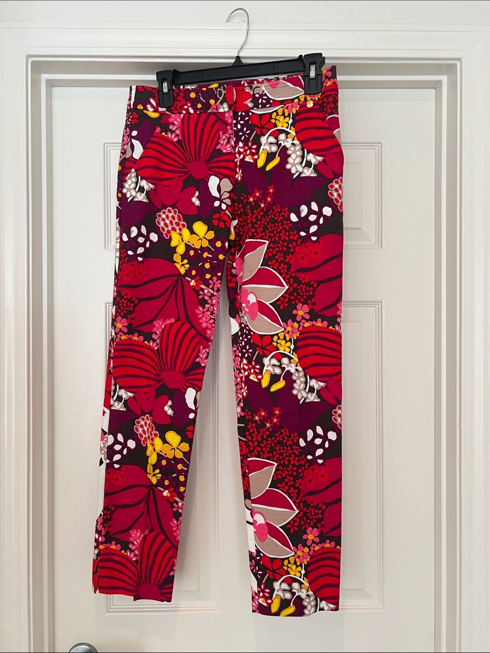 Trina Turk Red Floral Print Pants